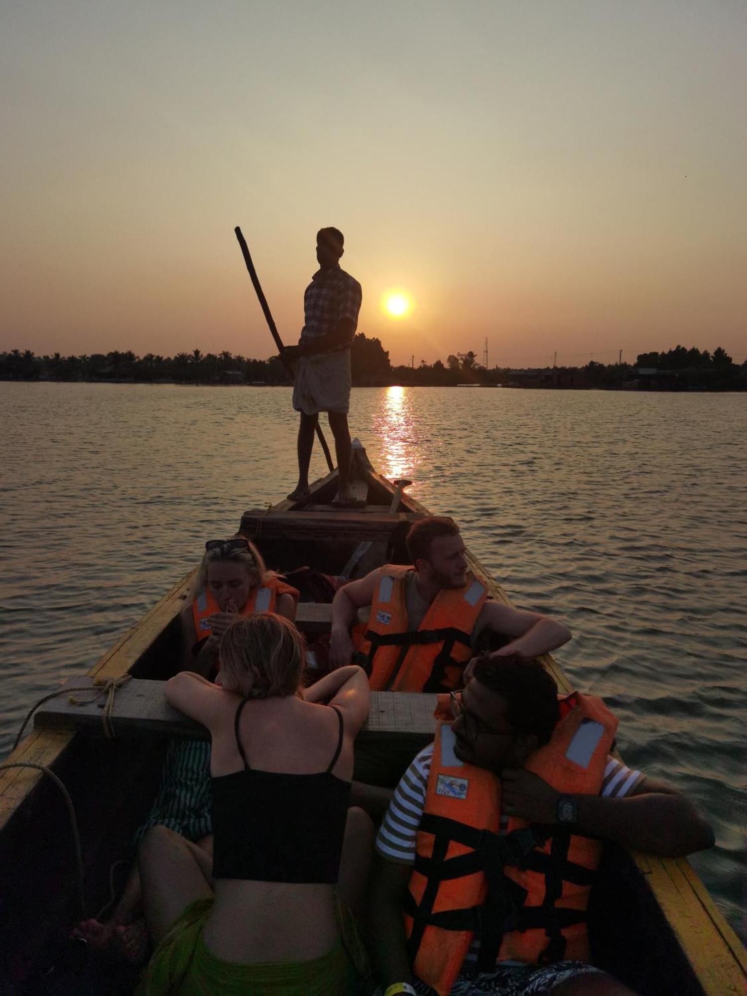 Santa Maria Hostel Munroe Island Mundrothuruth المظهر الخارجي الصورة