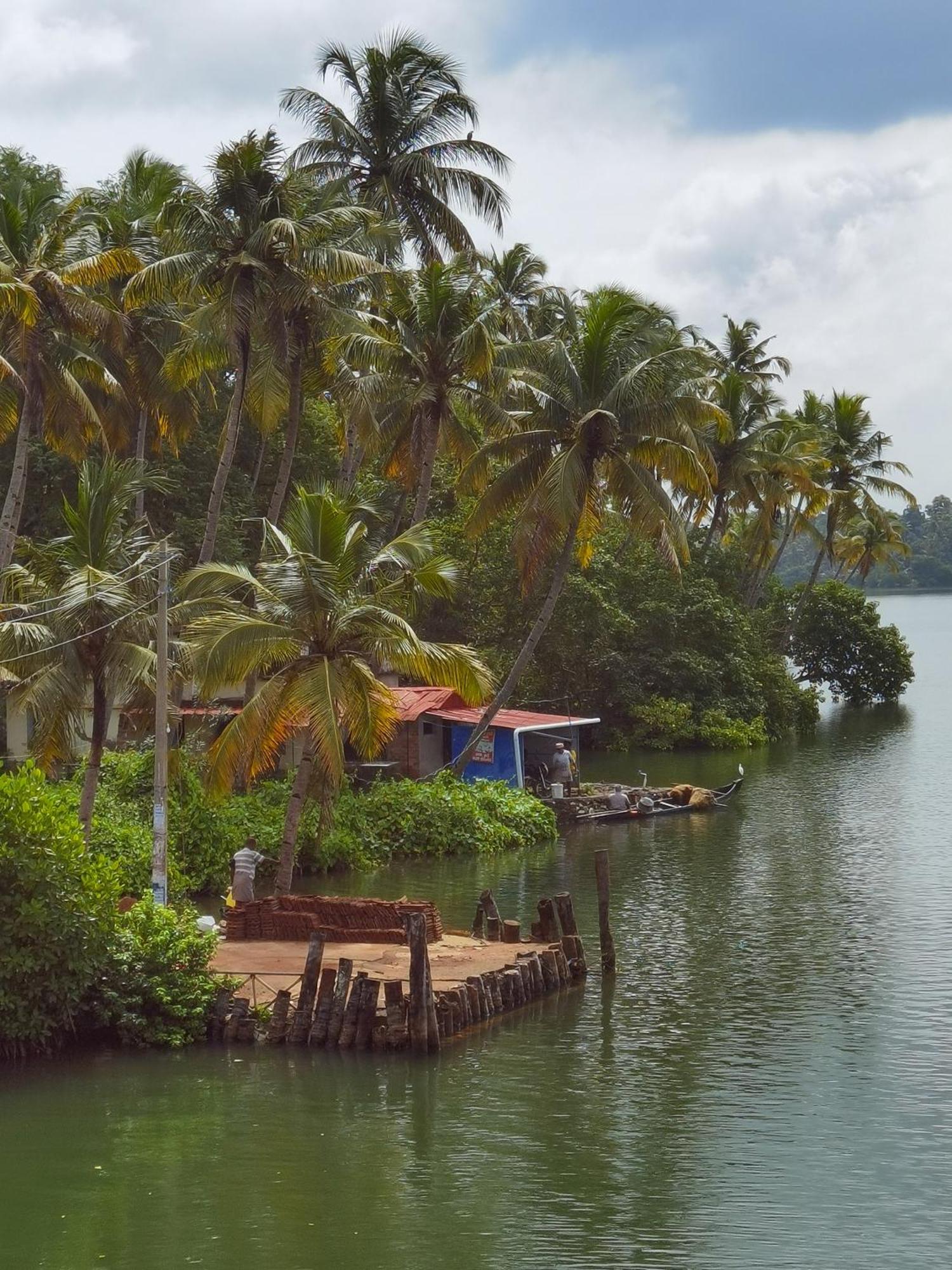 Santa Maria Hostel Munroe Island Mundrothuruth المظهر الخارجي الصورة